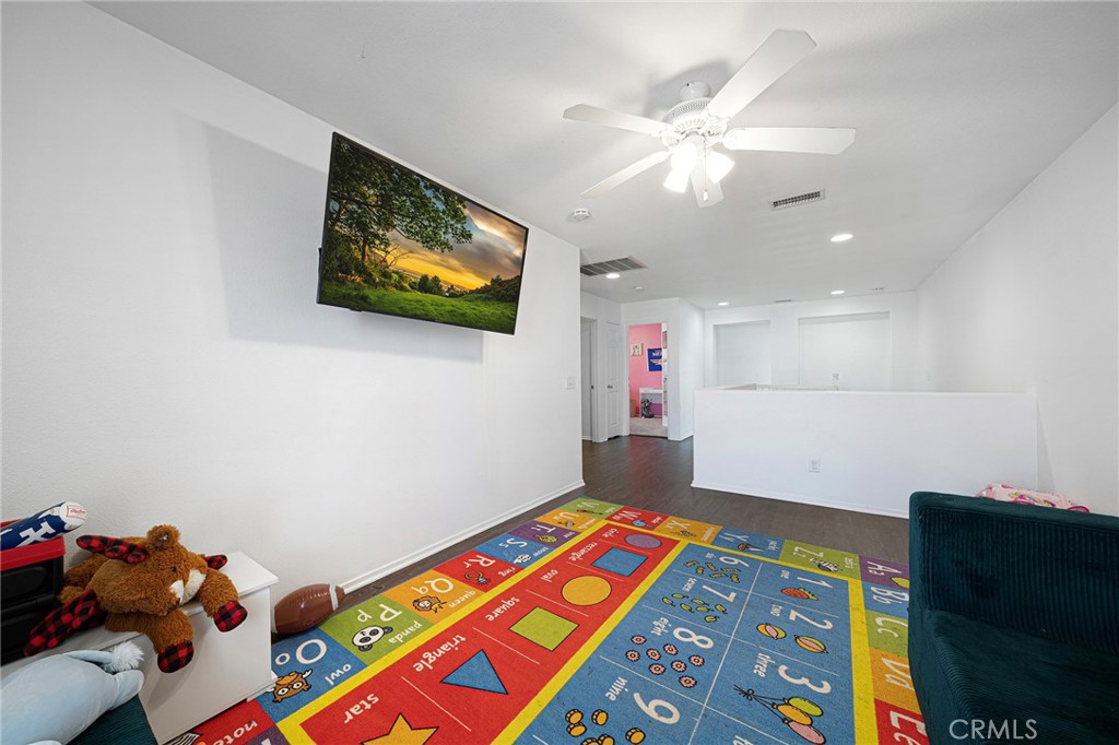 17889 Orangewood Lane Riverside, CA 92503 - Photo 25 of 43
