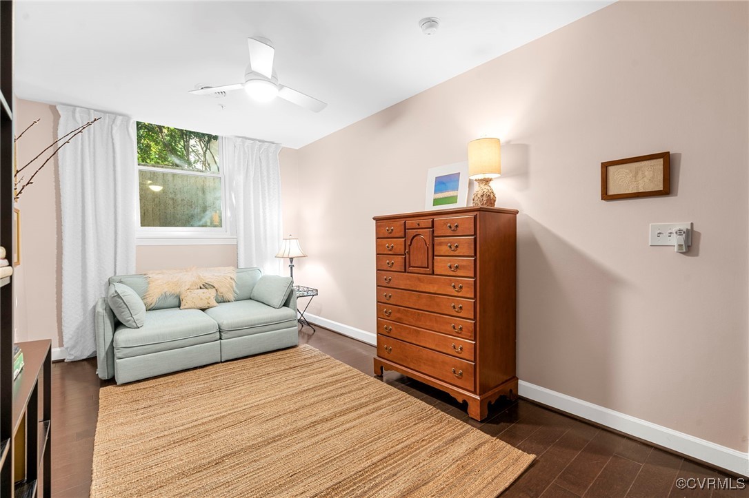 413 Stuart Circle, Unit PLD Richmond, VA 23220 - Photo 26 of 47 a bedroom with furniture and a window
