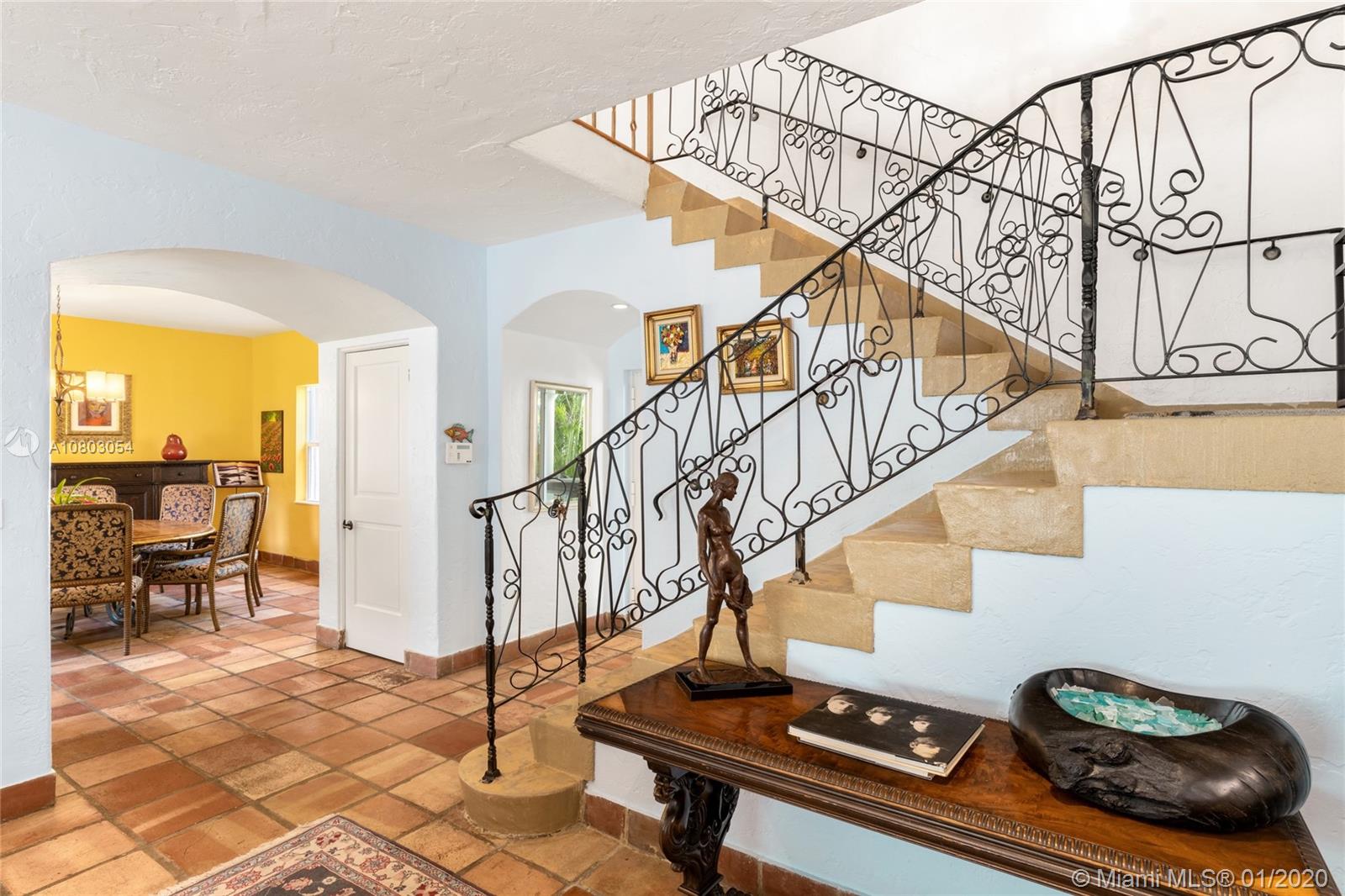 5514 Pine Tree Drive Miami Beach, FL 33140 - Photo 4 of 16