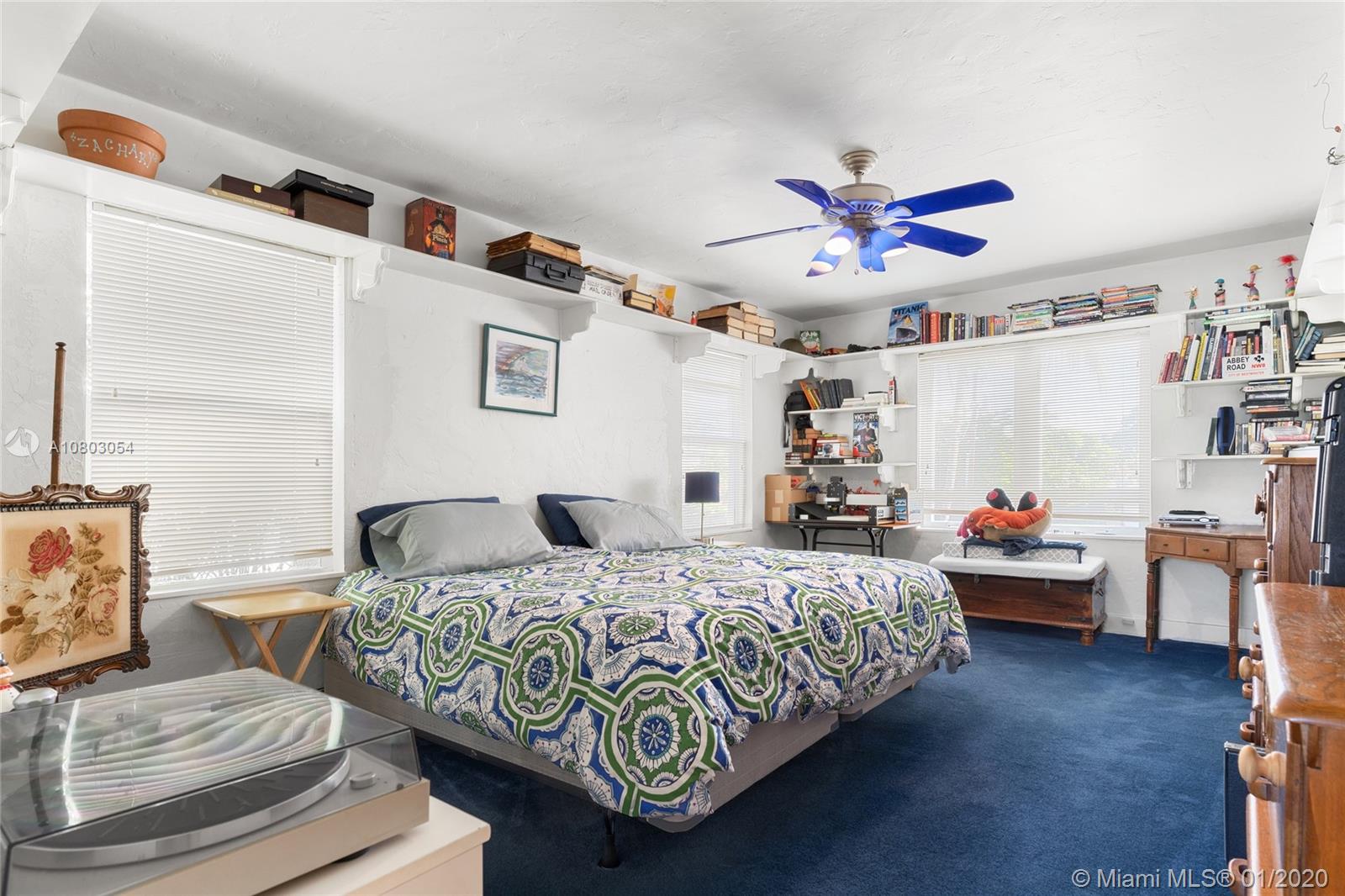 5514 Pine Tree Drive Miami Beach, FL 33140 - Photo 10 of 16