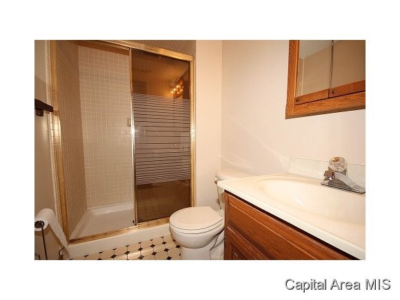 2435 Arrowhead Drive Springfield, IL 62702 - Photo 16 of 24 Gallery Image 16
