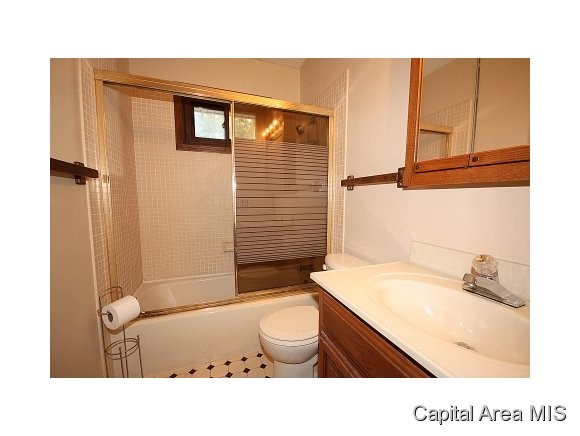 2435 Arrowhead Drive Springfield, IL 62702 - Photo 17 of 24 Gallery Image 17