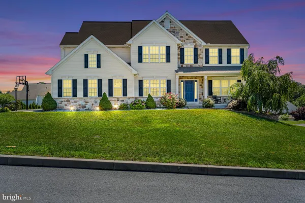 $725,000 | 3 Rycroft Road, Mechanicsburg, PA 17050