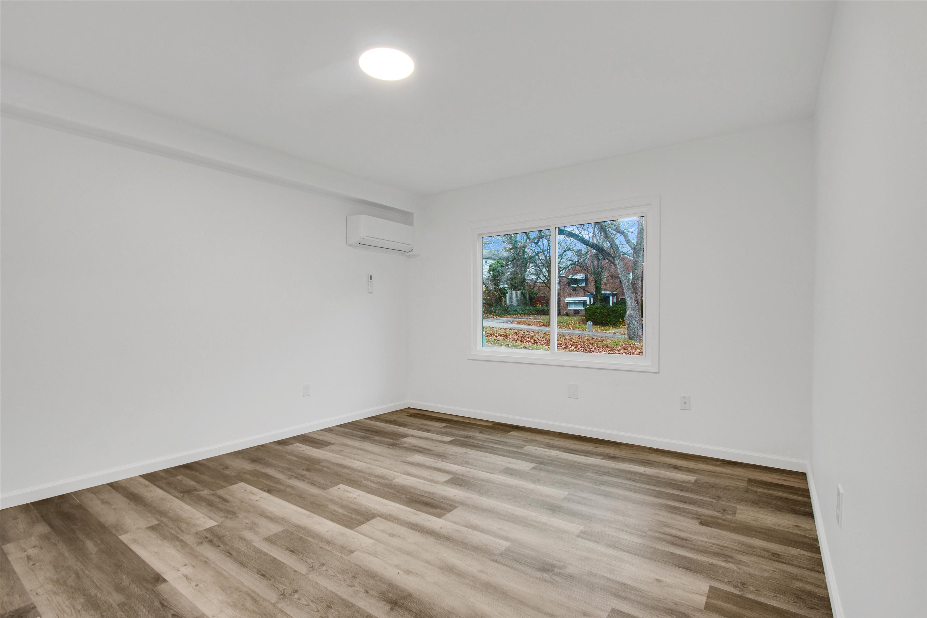 337 Sheffield Avenue, Unit APARTMENT A Flint, MI 48503 - Photo 2 of 7