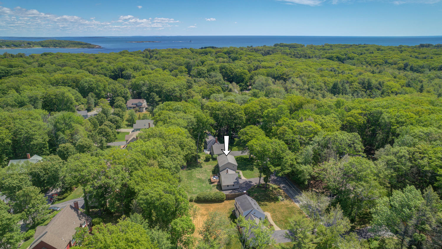 129 Oakhurst Road Cape Elizabeth, ME 04107 - Photo 3 of 50 129 Oakhurst Rd Cape Elizabeth-large-003
