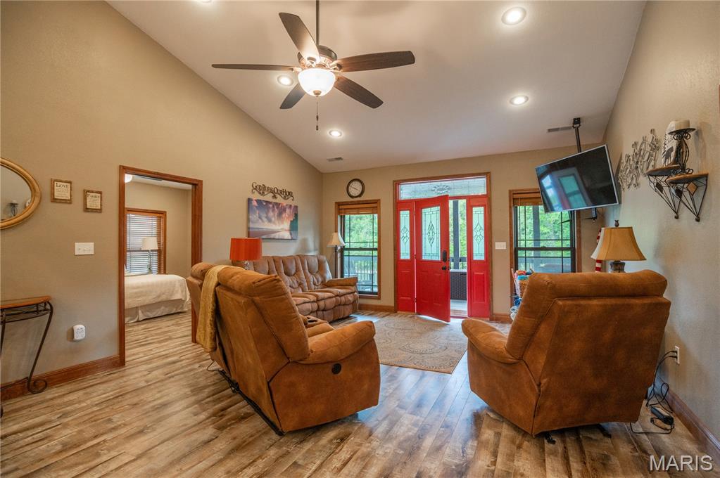 81 Southern Comfort Doniphan, MO 63935 - Photo 10 of 51