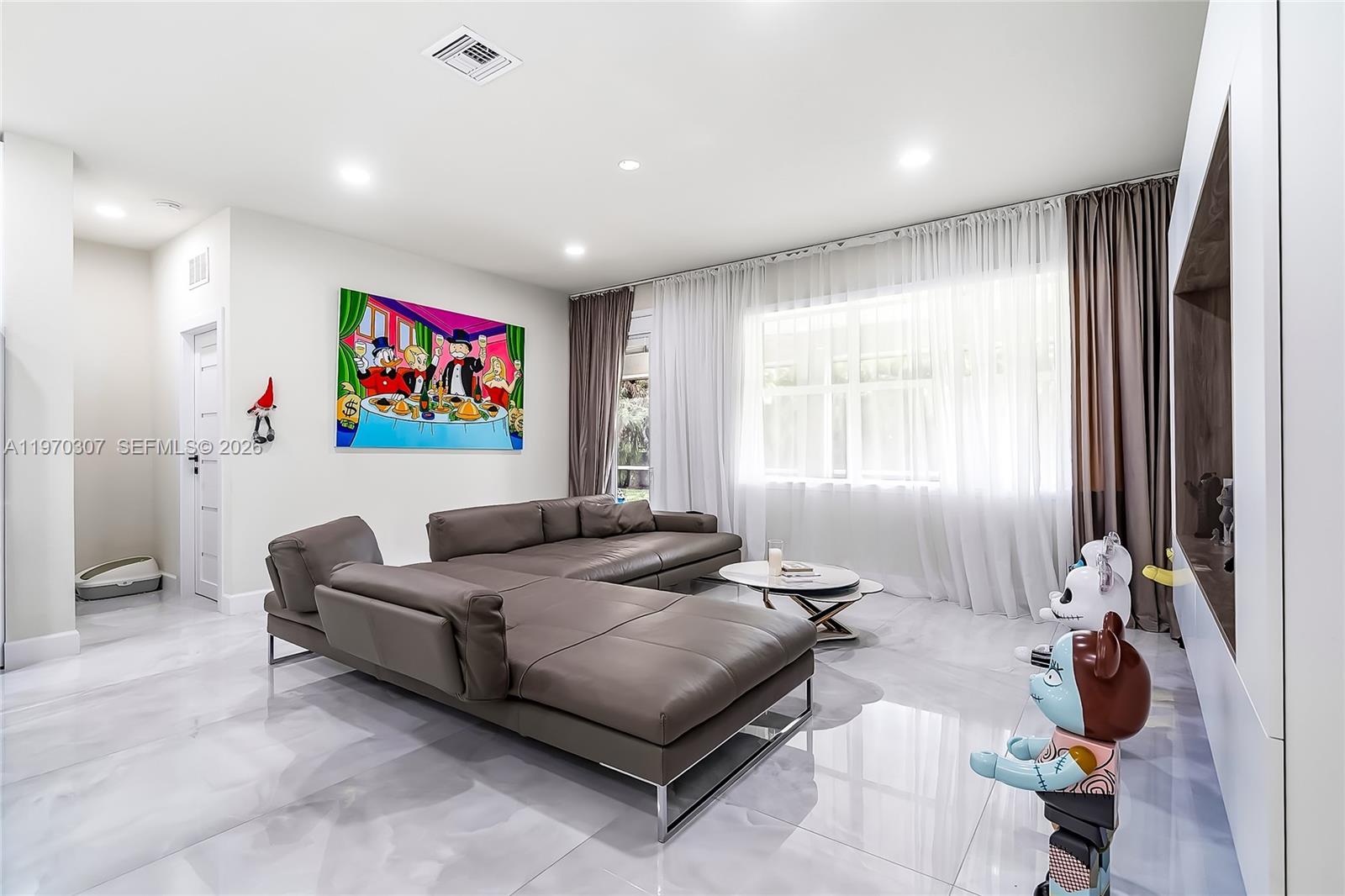4566 Ficus Street Hollywood, FL 33021 - Photo 6 of 73