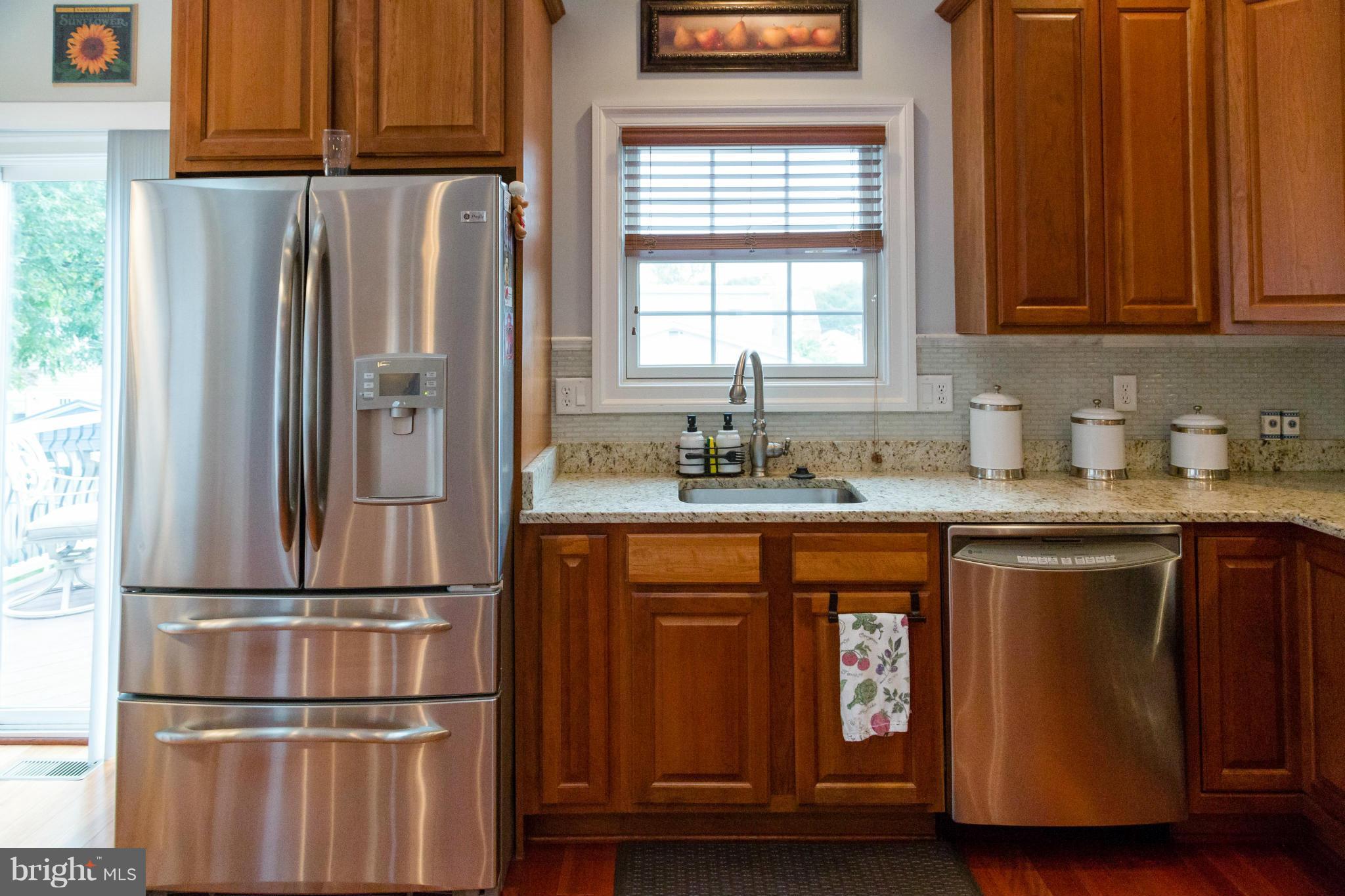 163 Roland Road Pasadena, MD 21122 - Photo 5 of 30 Kitchen