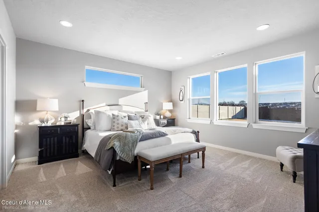 $569,990 | 941 East Healy Avenue, Post Falls, ID 83854