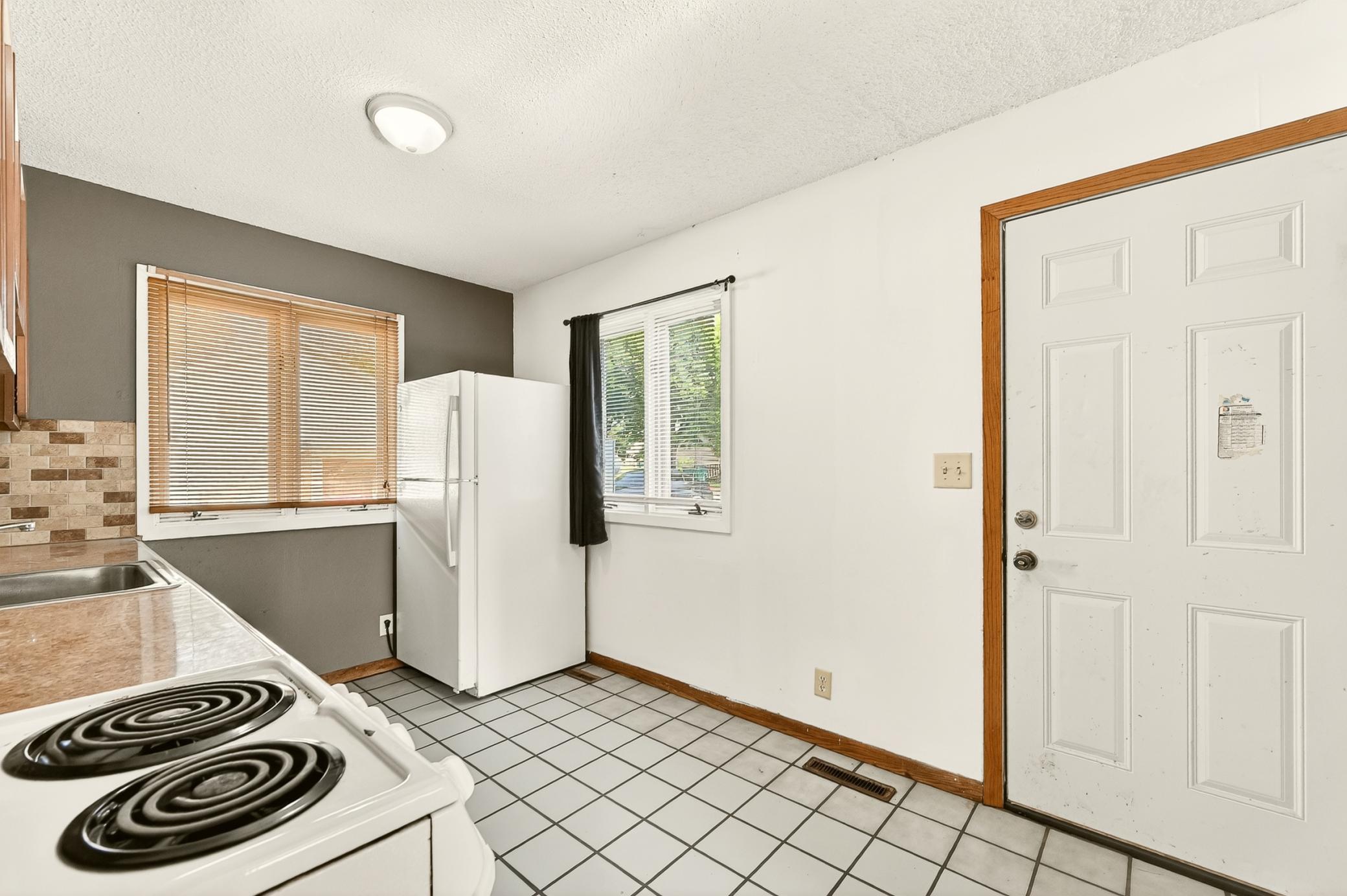 115 6th Street Northwest Rochester, MN 55901 - Photo 5 of 45