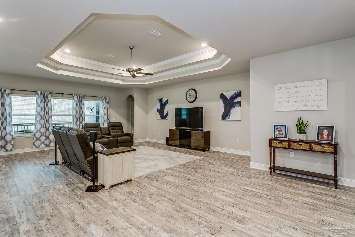 8068 Stream Ridge Road Pensacola, FL 32526 - Photo 4 of 39 Gallery Image 4