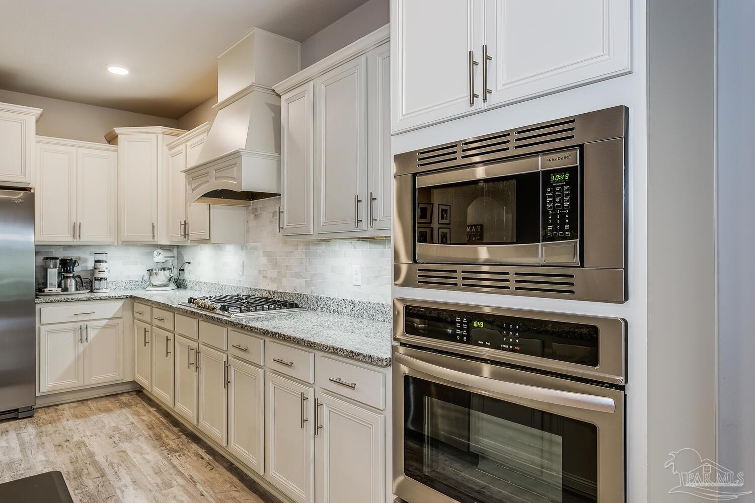 8068 Stream Ridge Road Pensacola, FL 32526 - Photo 8 of 39 Gallery Image 8
