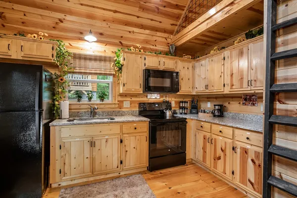 $194,900 | 151 Rushmore Lane, Murphy, NC 28906