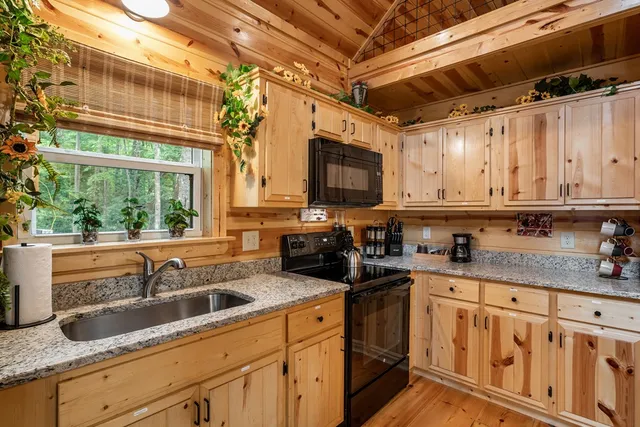 $198,900 | 151 Rushmore Lane, Murphy, NC 28906