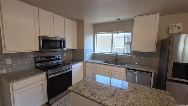 $1,750 | 11234 Dublin Trace, San Antonio, TX 78254