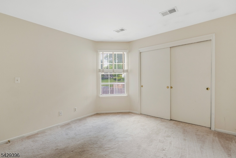 44 Spruce Court Bedminster, NJ 07921 - Photo 26 of 32
