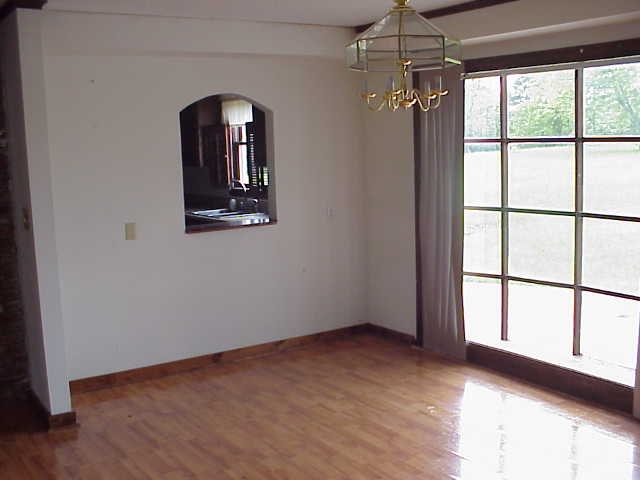 2620 Redland Road Campobello, SC 29322 - Photo 6 of 20