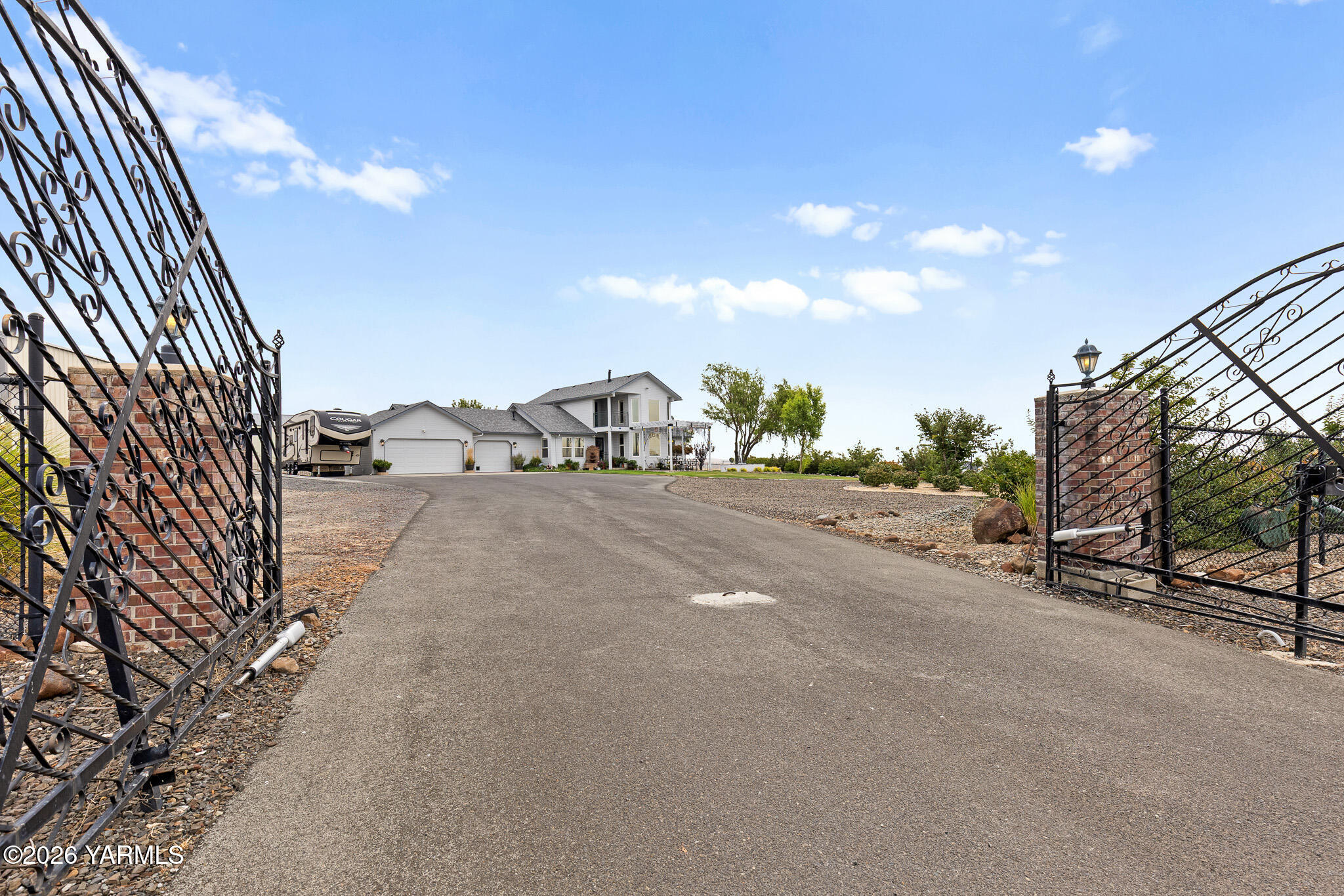 511 St Hilaire Road Yakima, WA 98901 - Photo 4 of 52 511 St. Hilaire-50 (1)