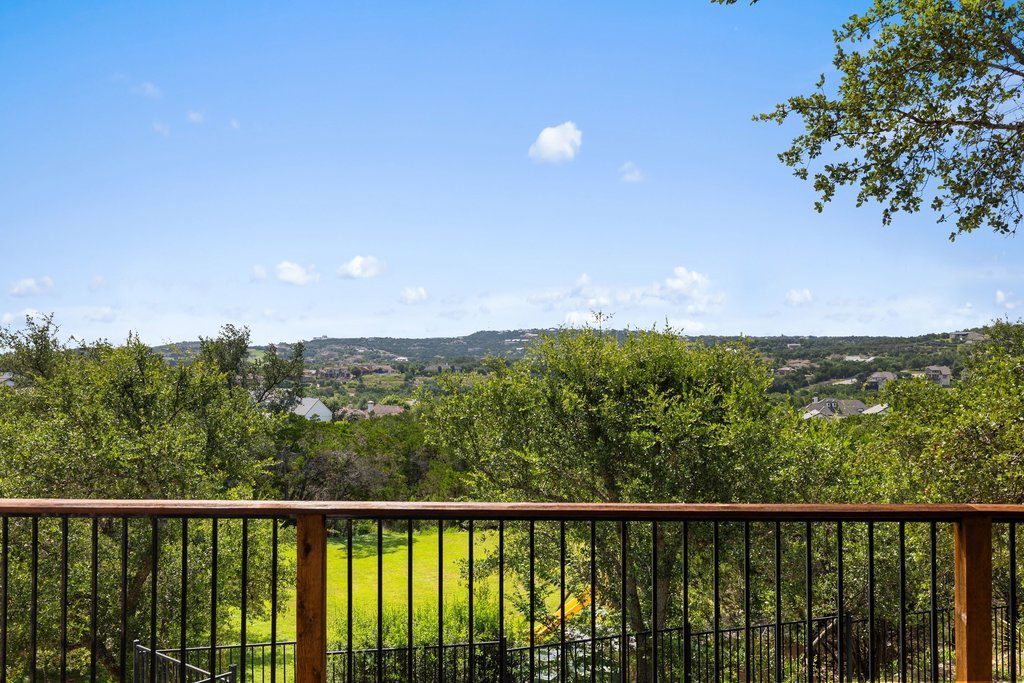 17133 Majestic Ridge Road Austin, TX 78738 - Photo 29 of 40