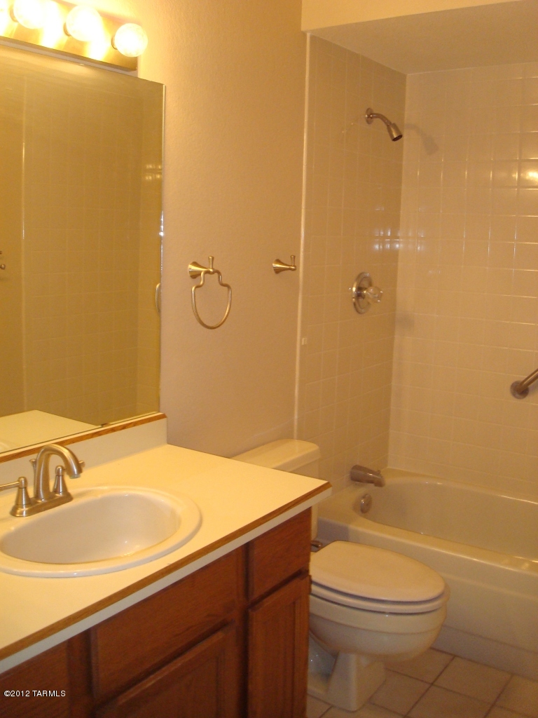 5500 North Valley View Road, Unit 124 Tucson, AZ 85718 - Photo 8 of 14