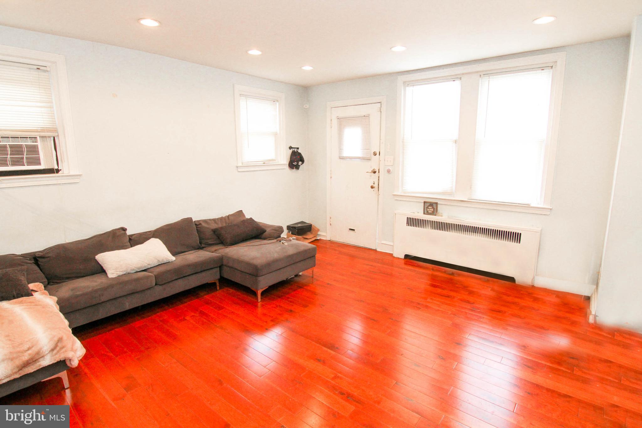 5784 Nassau Road Philadelphia, PA 19131 - Photo 2 of 22 Gallery Image 2
