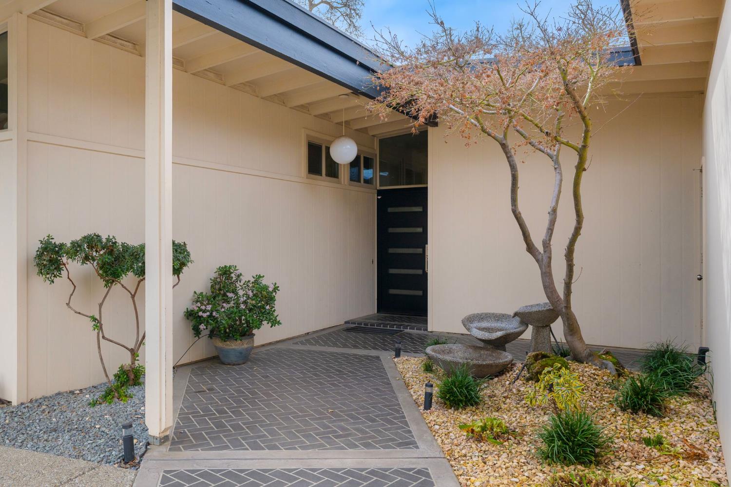 5801 River Oak Way Carmichael, CA 95608 - Photo 4 of 31