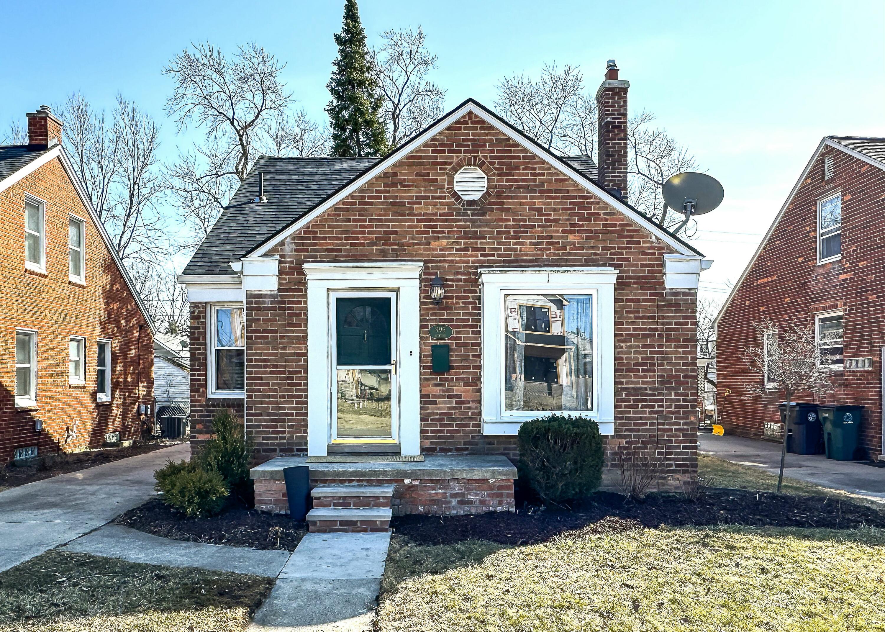 995 Oxford Road Berkley, MI 48072 - Photo 42 of 43 tempImagefOKrRF