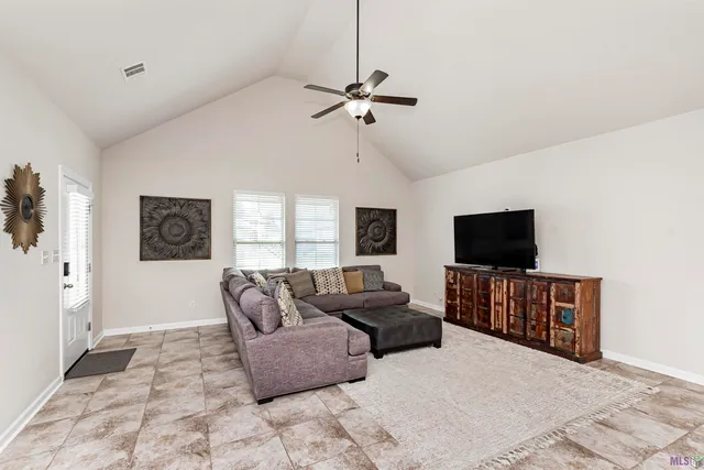 $324,900 | 7805 Antebellum Avenue, Baton Rouge, LA 70820