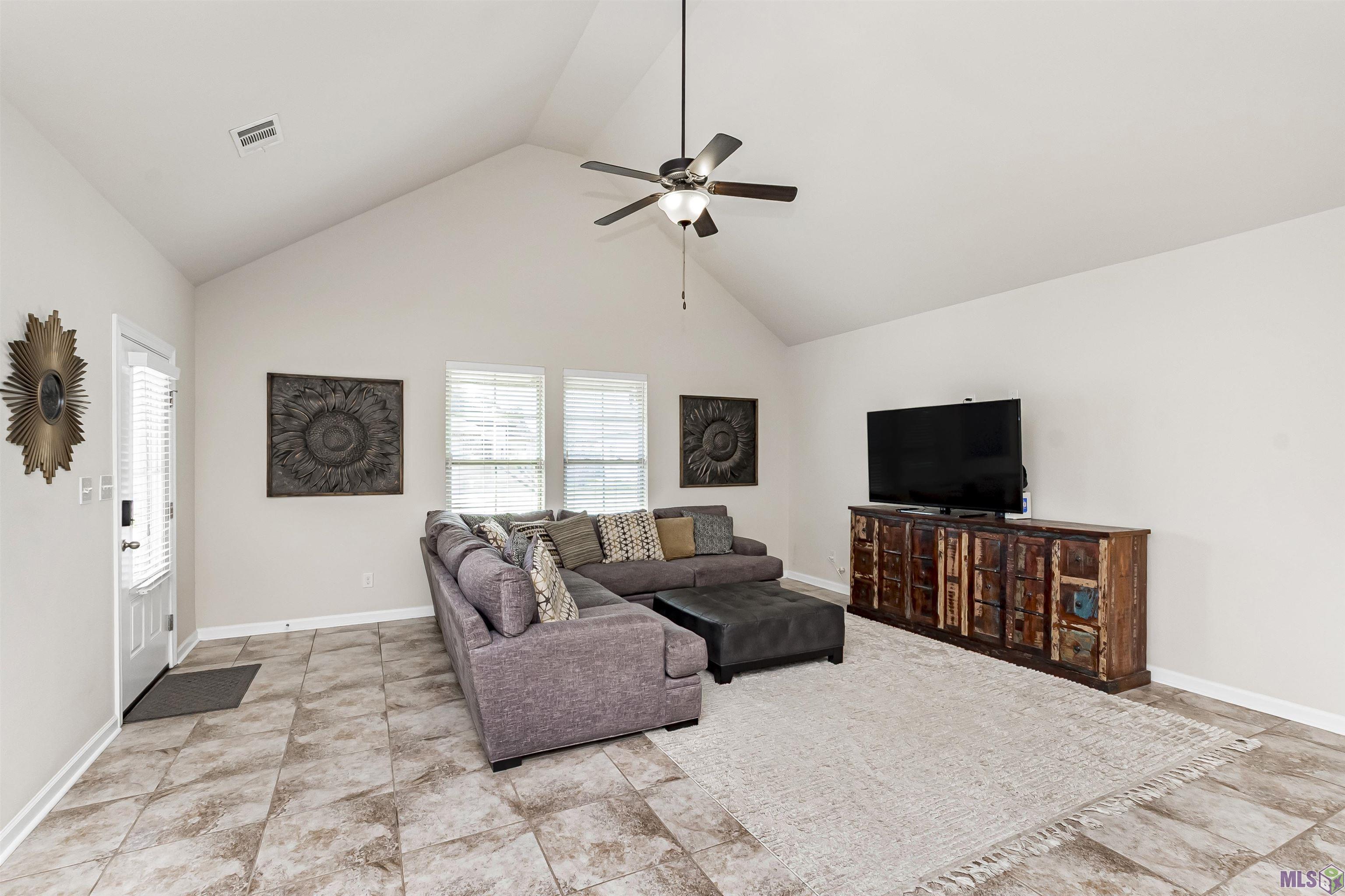 7805 Antebellum Avenue Baton Rouge, LA 70820 - Photo 6 of 31