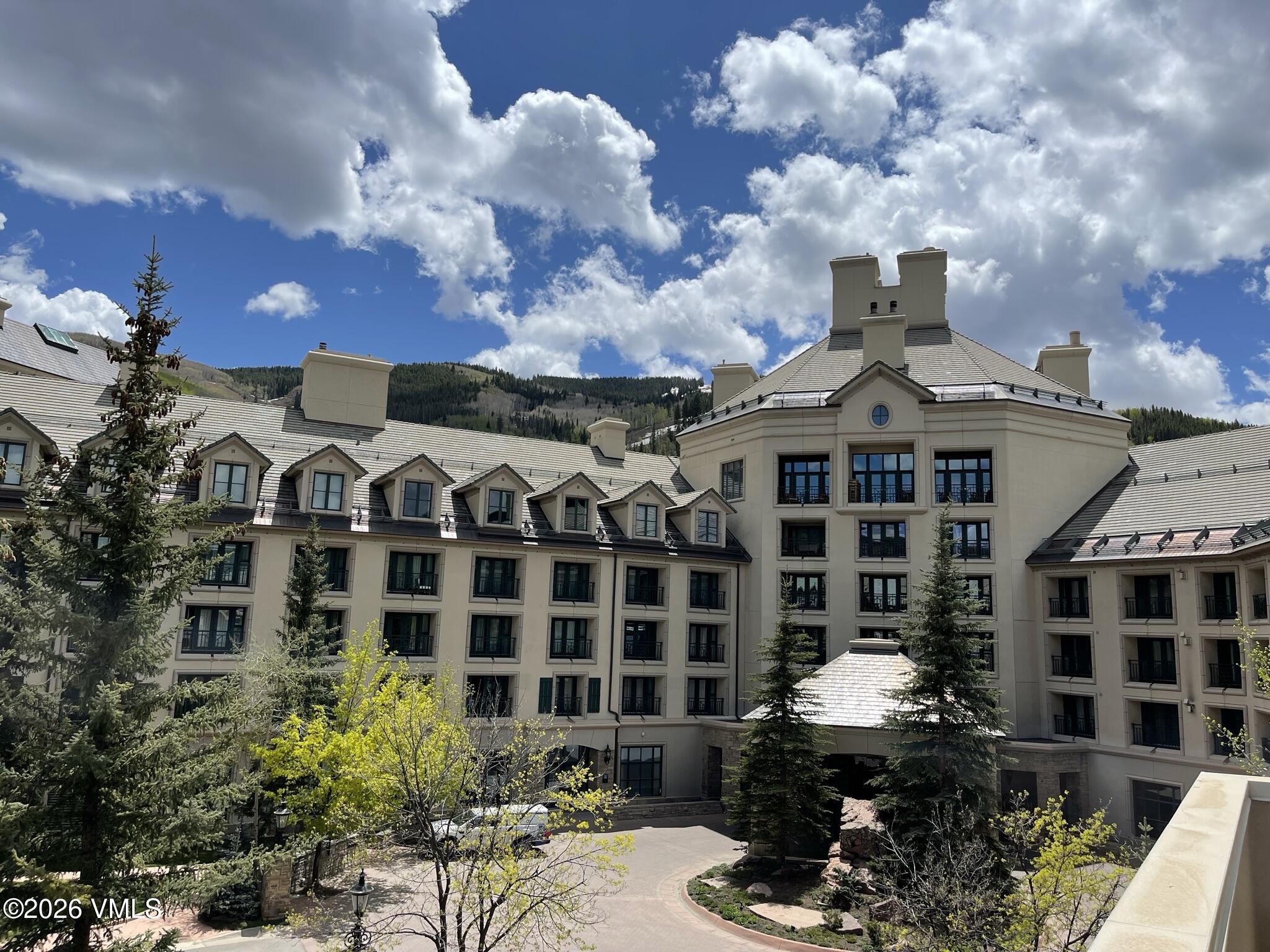 210 Offerson Road, Unit R419 WEEK 3 Beaver Creek, CO 81620 - Photo 6 of 29 IMG_3118