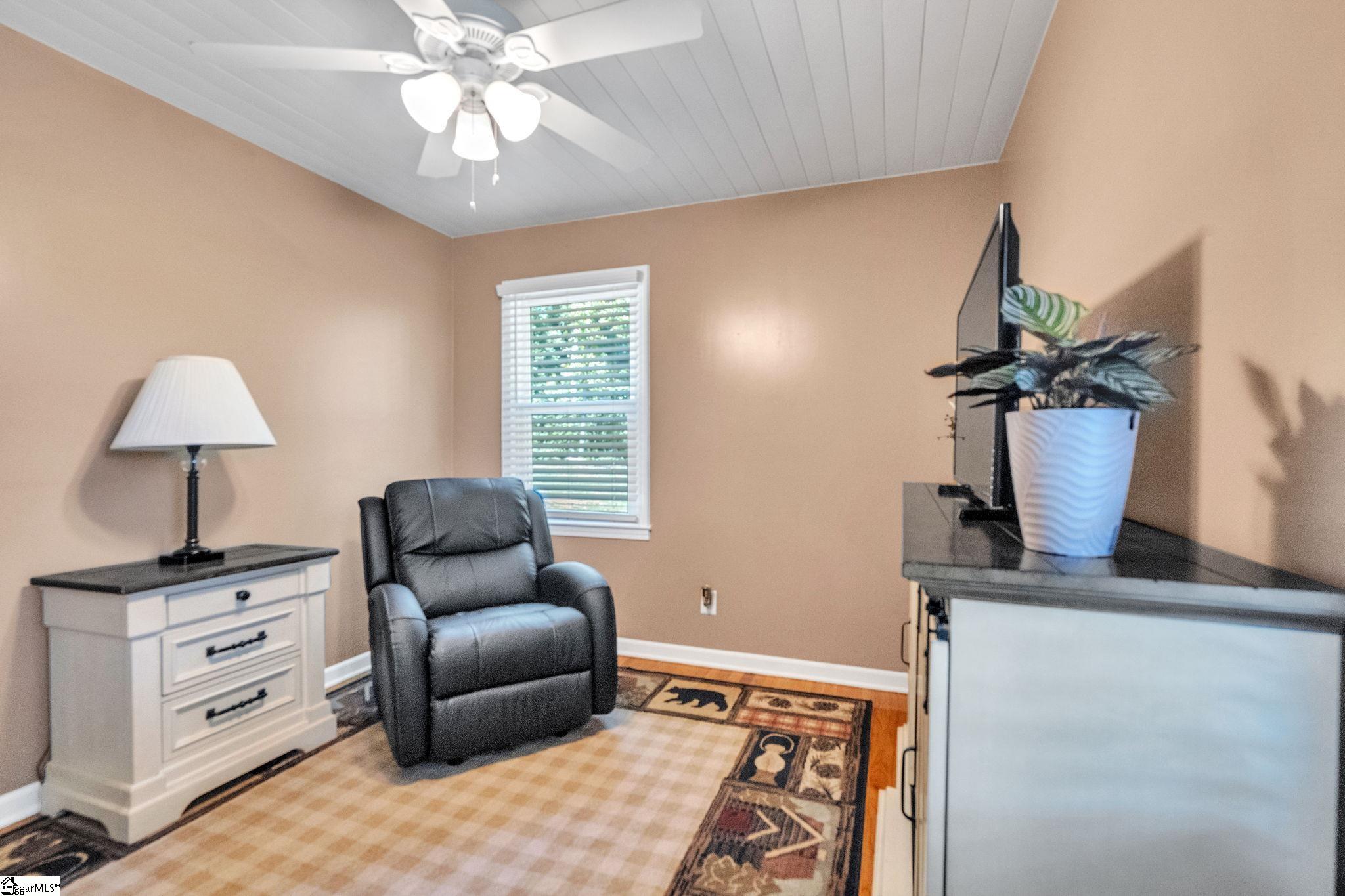 425 Hannon Road Inman, SC 29349 - Photo 16 of 32