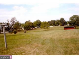 421 West Moyer Road Pottstown, PA 19464 - Photo 2 of 6 Gallery Image 2