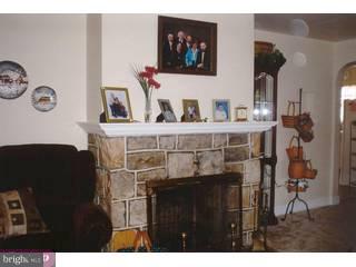 421 West Moyer Road Pottstown, PA 19464 - Photo 4 of 6 Gallery Image 4