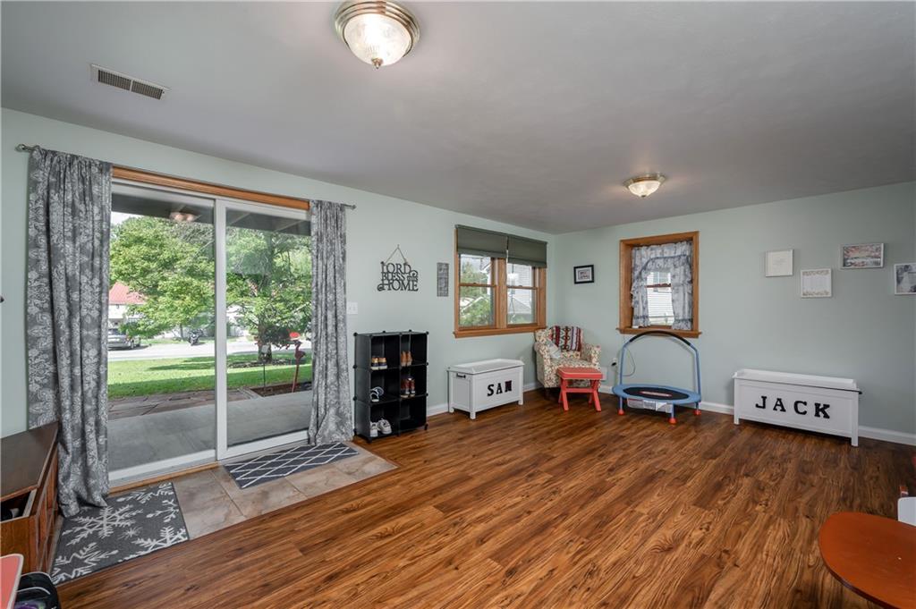 603 Spring Street Mars, PA 16046 - Photo 4 of 24 Gallery Image 4