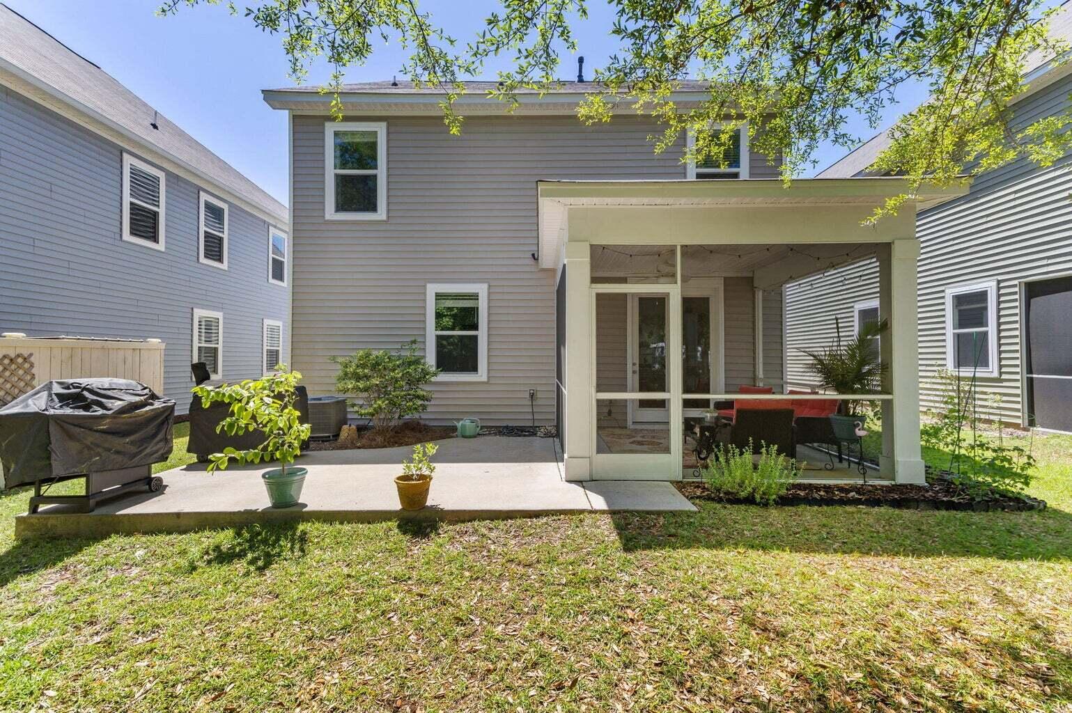 3830 Sawmill Court Mount Pleasant, SC 29429 - Photo 6 of 19 Exterior rear