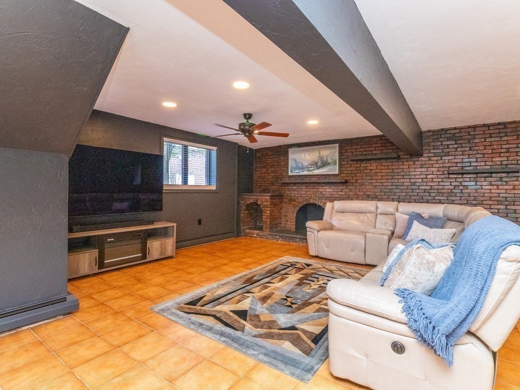 7 Rivers Lane Stoneham, MA 02180 - Photo 27 of 40