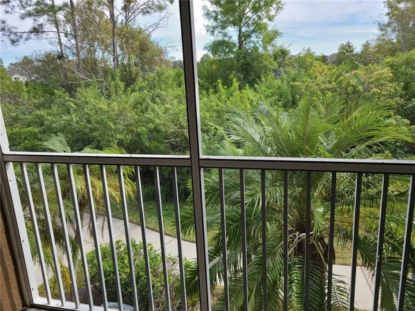 $2,050 | 8911 Manor Loop, Unit 205, Lakewood Ranch, FL 34202