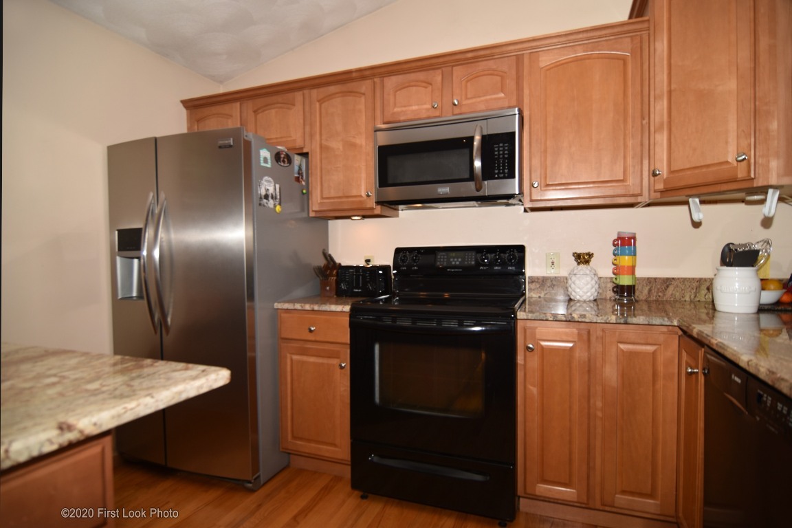 350 Franklin Road Coventry, RI 02816 - Photo 11 of 40