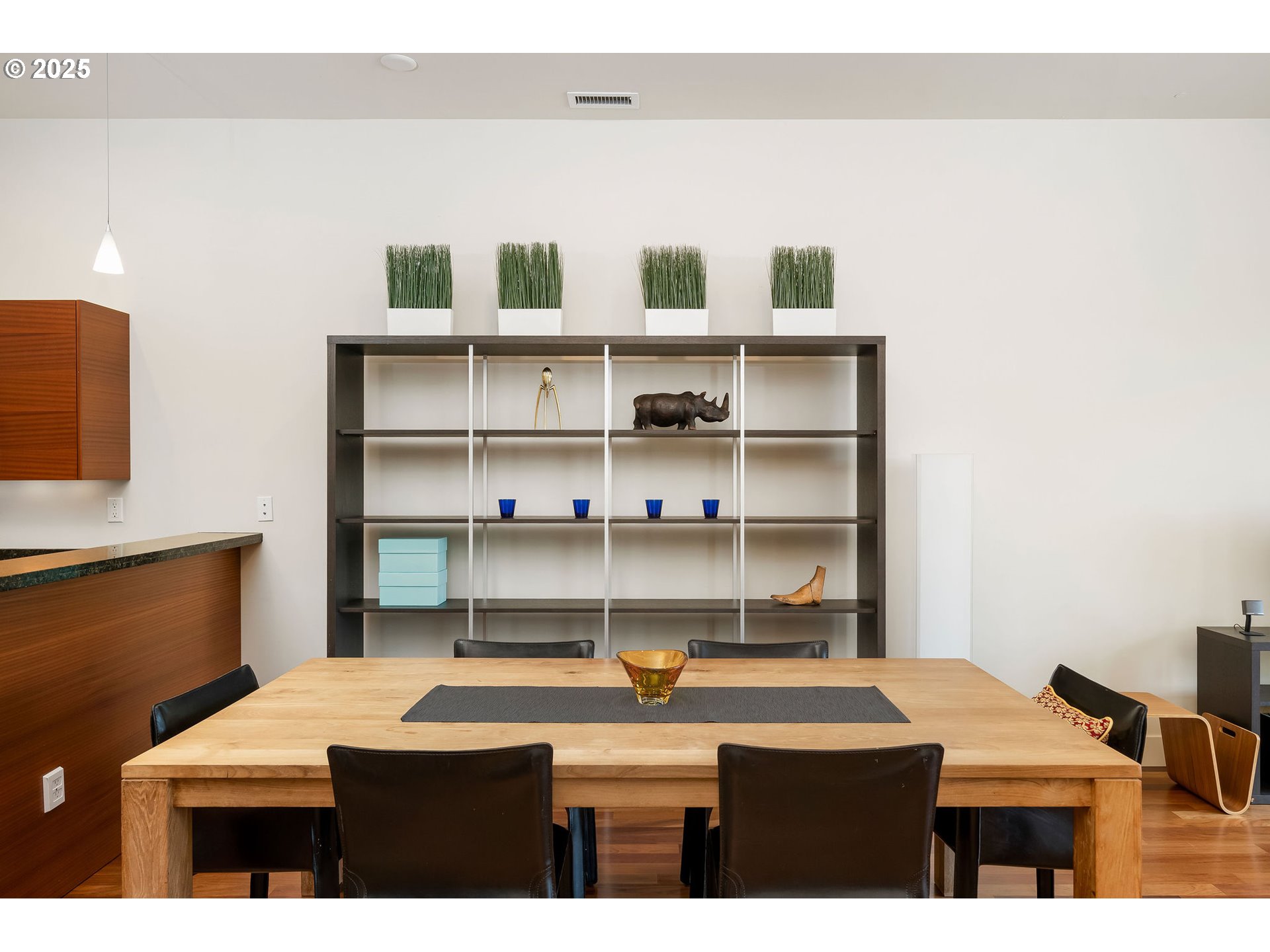 1658 Northwest Riverscape Street Portland, OR 97209 - Photo 13 of 35