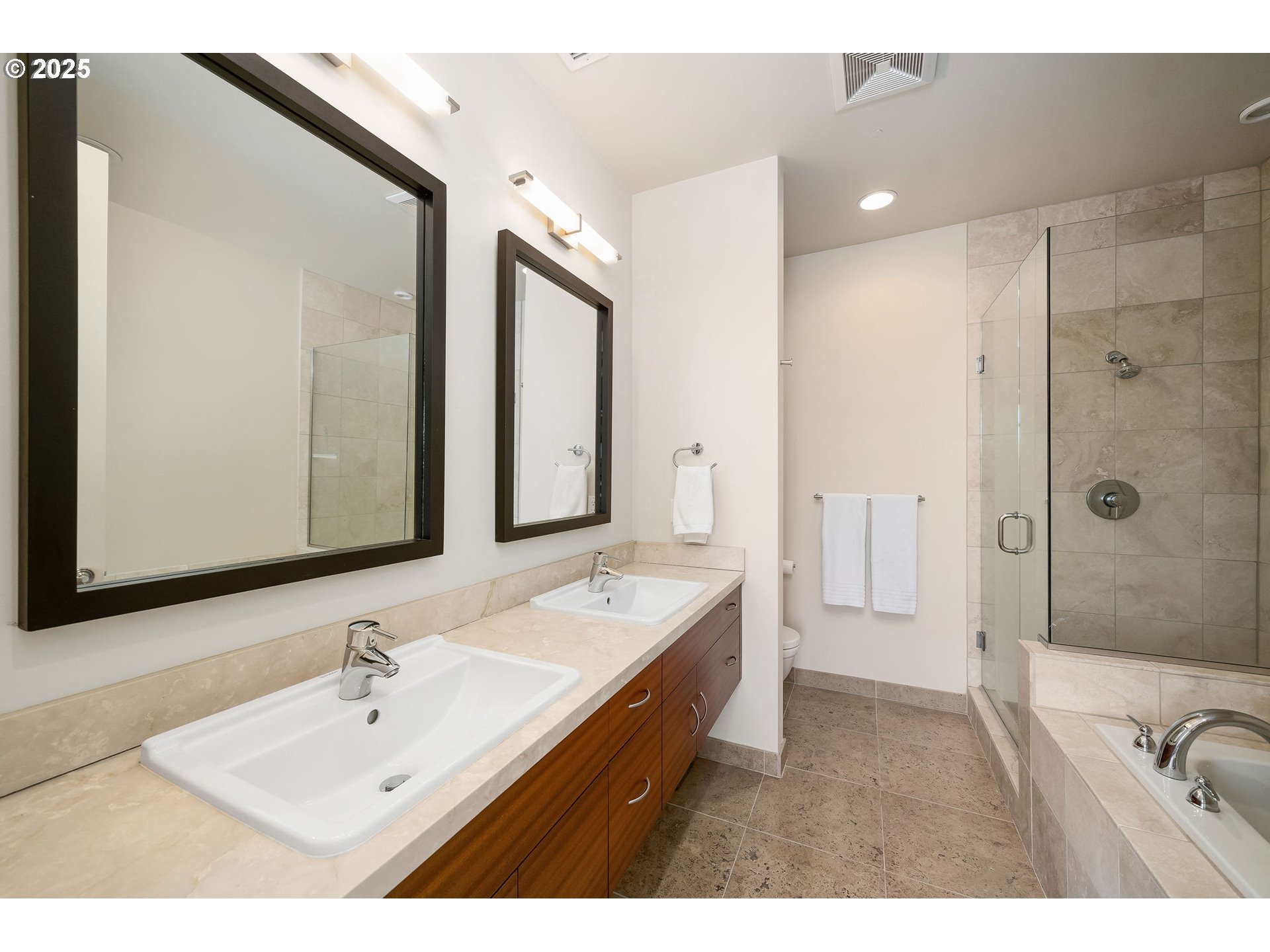 1658 Northwest Riverscape Street Portland, OR 97209 - Photo 24 of 35