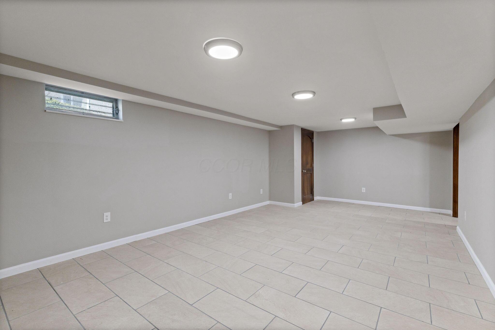 2668 Brownfield Road Columbus, OH 43232 - Photo 33 of 37 2025-9-18 2668 Brownfield Rd 097