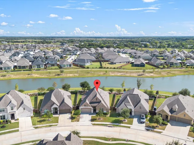 $475,000 | 10135 Napier Drive, Rosharon, TX 77583