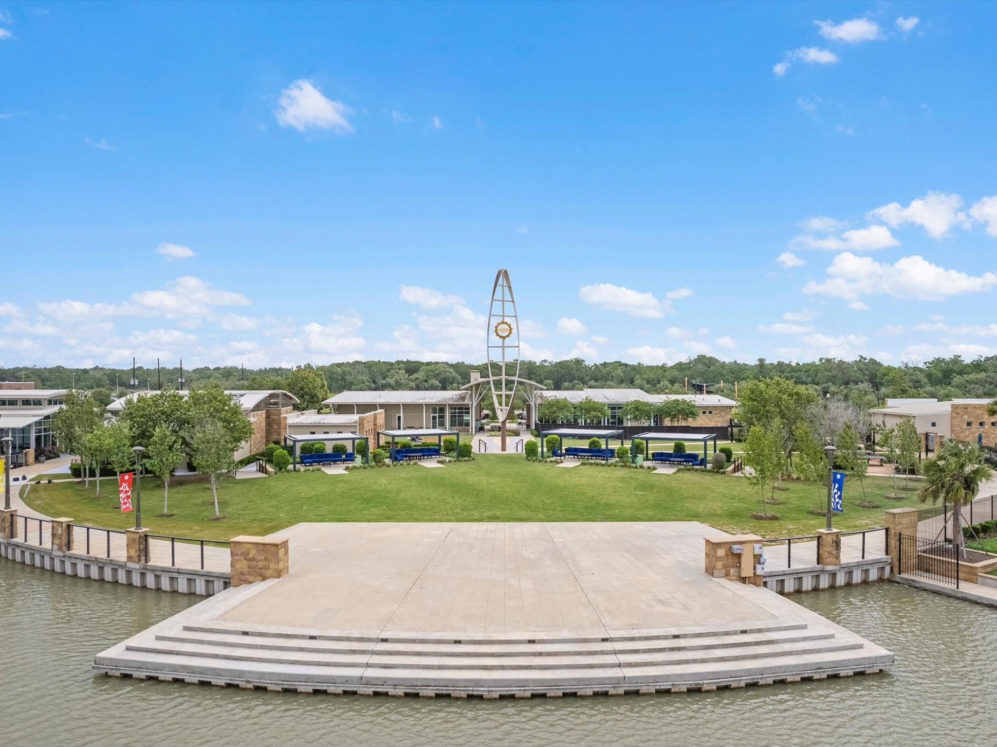 10135 Napier Drive Rosharon, TX 77583 - Photo 31 of 36 Oasis Village Amphitheater