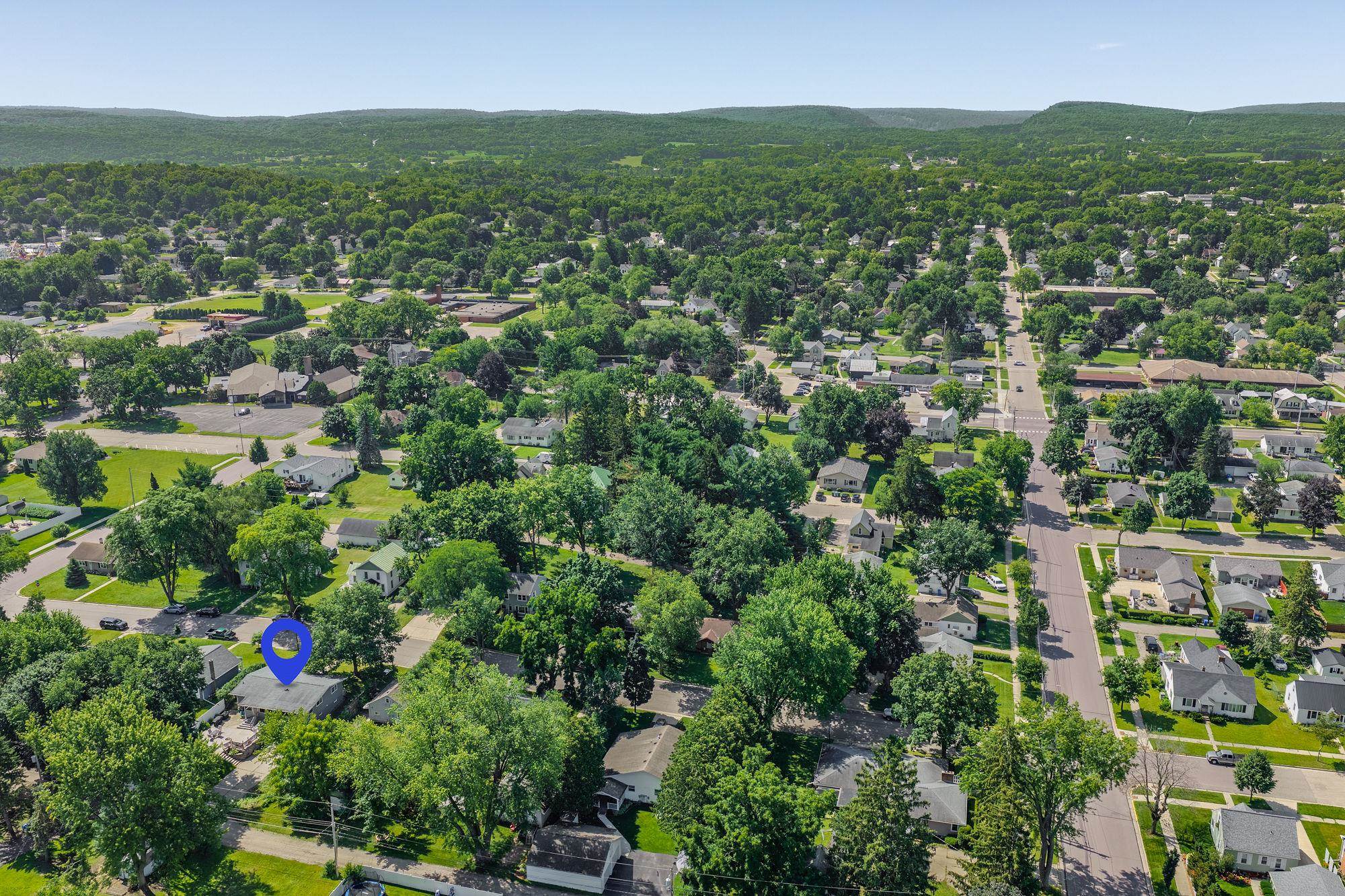 631 10th Street Baraboo, WI 53913 - Photo 42 of 48