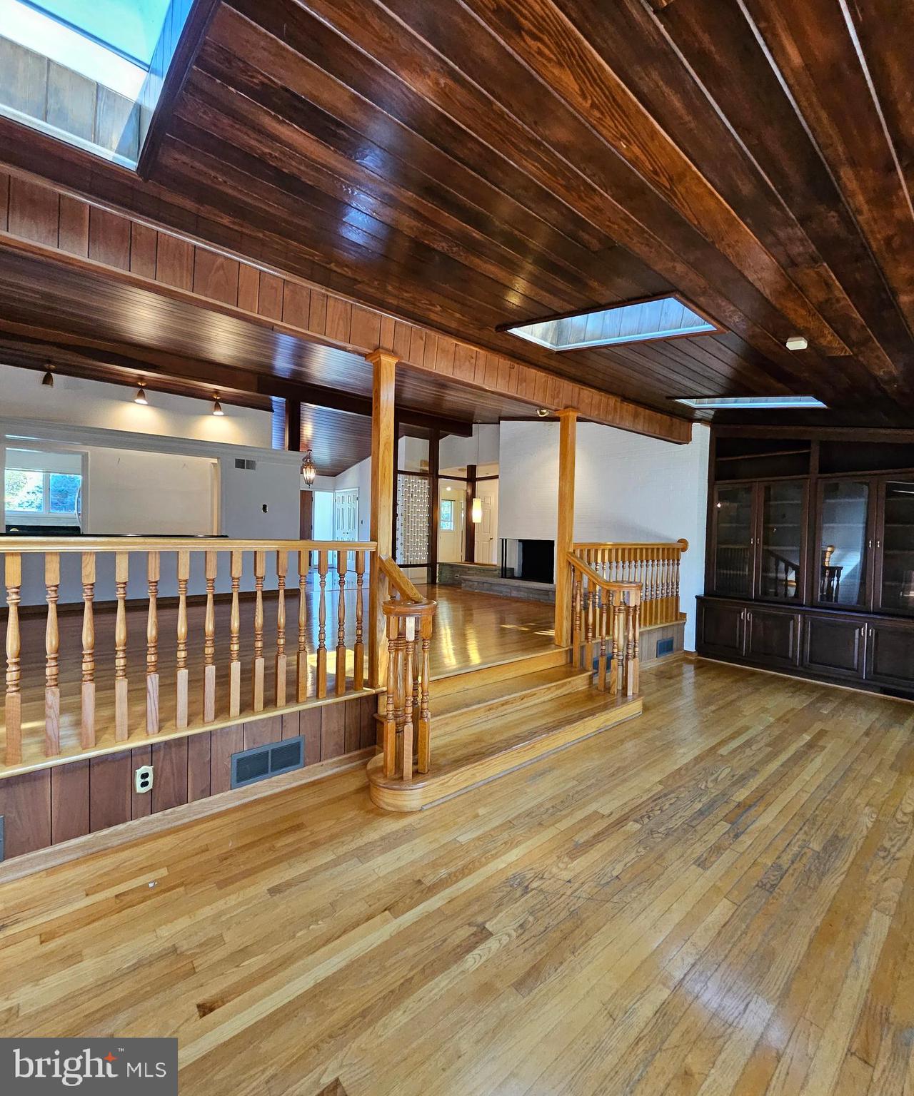 6204 Lenox Road Bethesda, MD 20817 - Photo 22 of 53