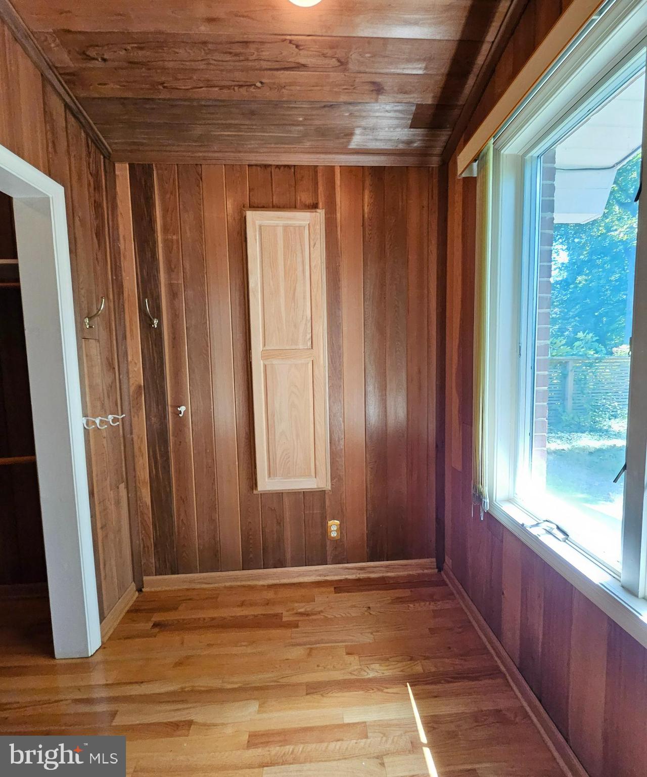 6204 Lenox Road Bethesda, MD 20817 - Photo 36 of 53