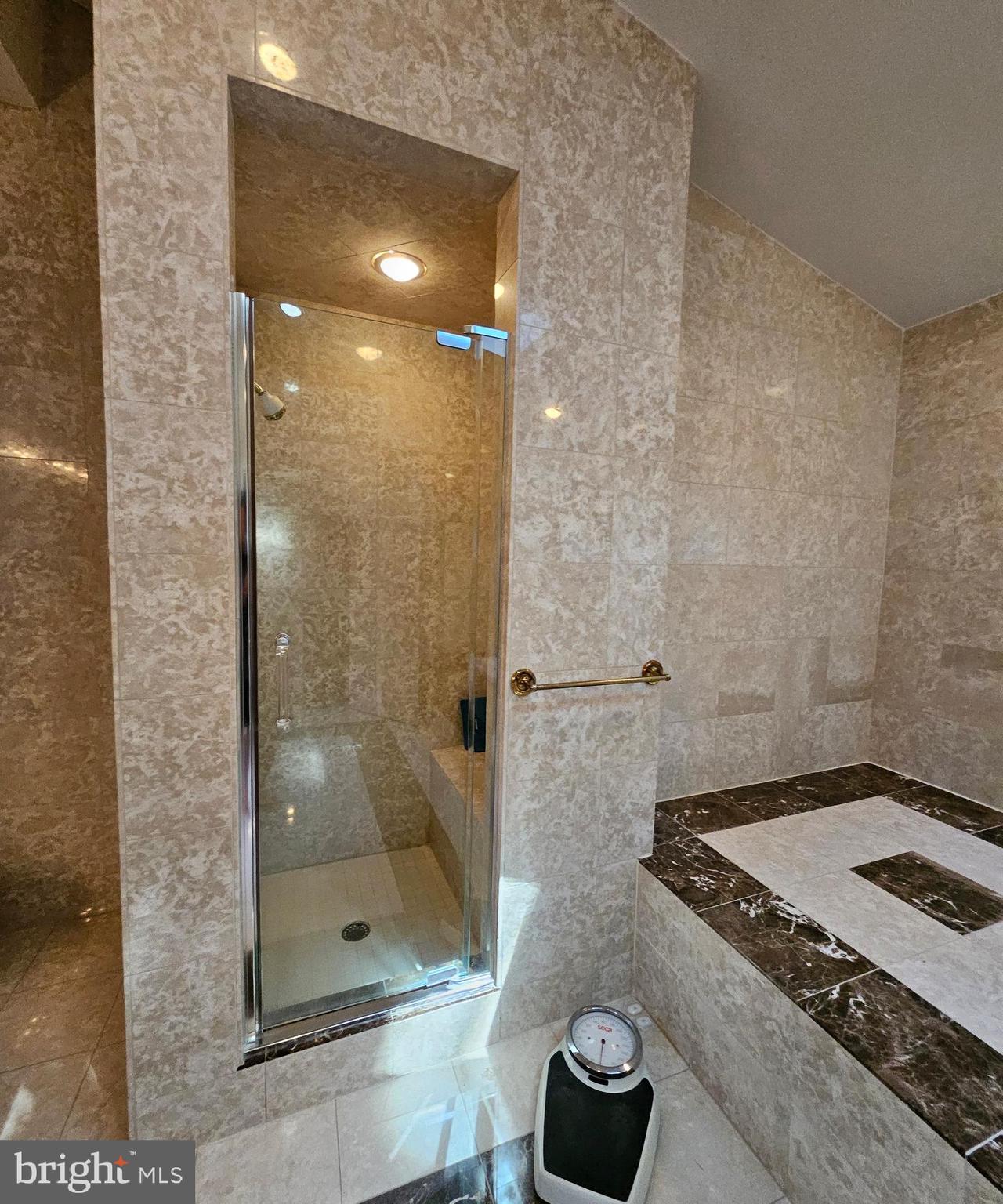 6204 Lenox Road Bethesda, MD 20817 - Photo 38 of 53