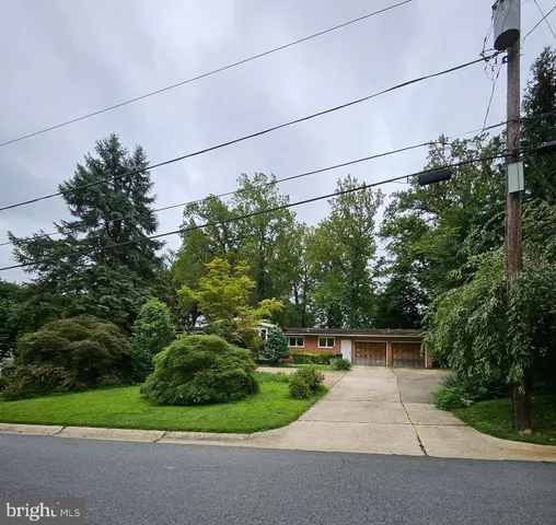 $1,600,000 | 6204 Lenox Road, Bethesda, MD 20817