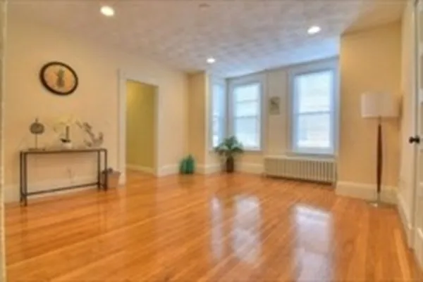 $3,700 | 14 Beltran Street, Unit 2, Malden, MA 02148