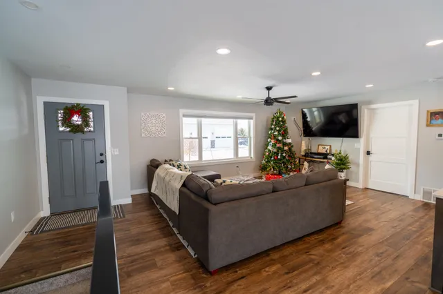 $399,900 | 501 East Winnebago Street, Unit A, Friesland, WI 53935